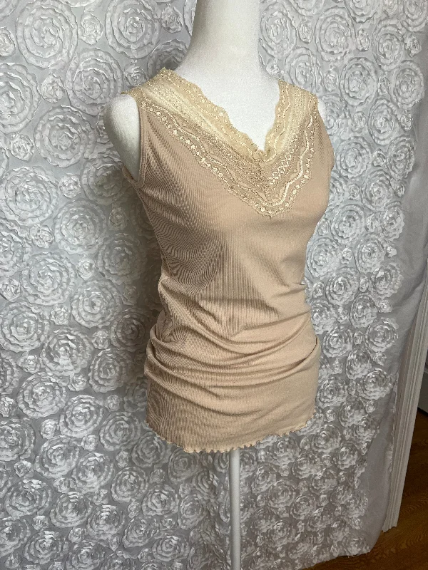 Women’s clothing to inspire confidence and beauty   Easy To Layer Tank Tan (IN STOCK)