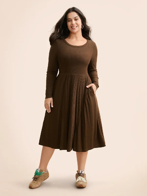 Airy Cozy Textured Midi Dress